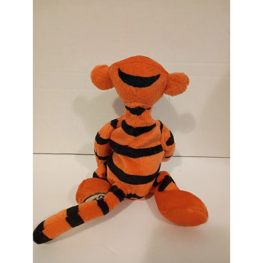 Walt Disney World Tigger Plush Winnie the Pooh Stuffed Animal Orange BlackStripe